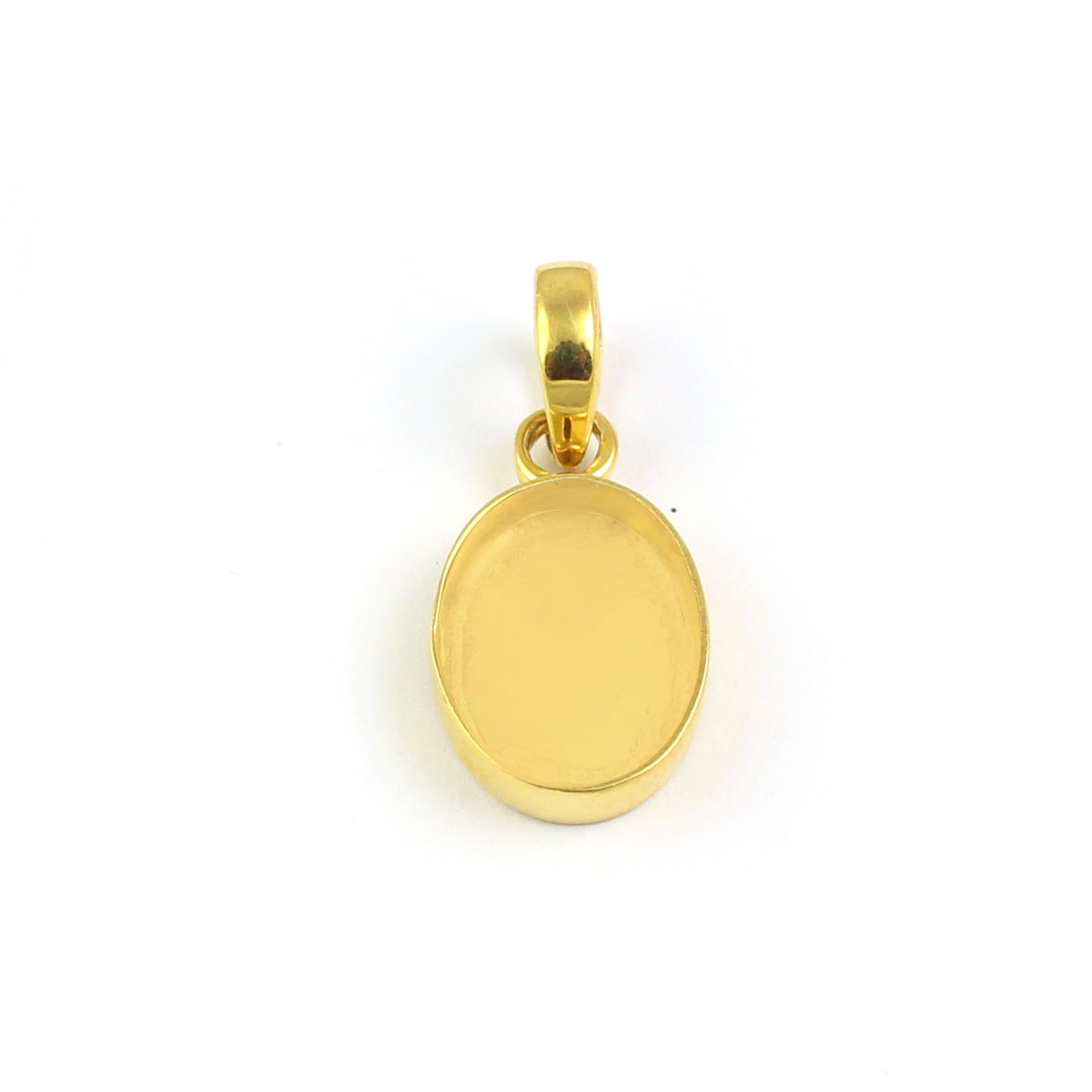 925 Sterling Silver Oval 18k gold plated Pendant
