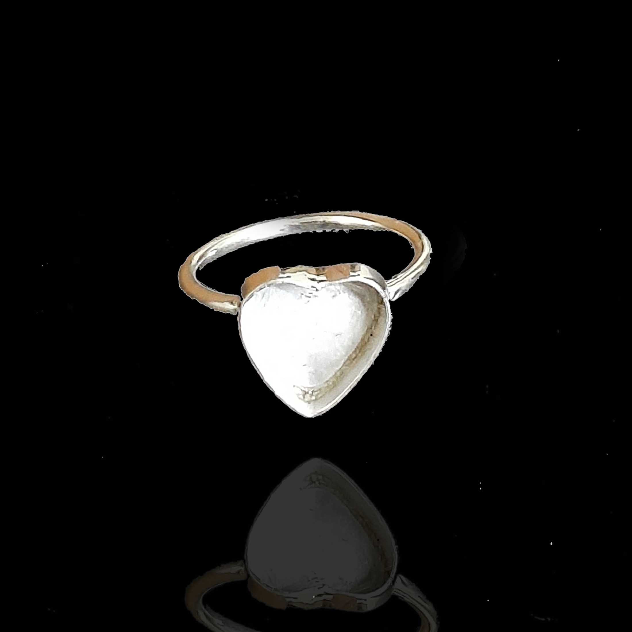 925 Sterling Silver heart shape Ring